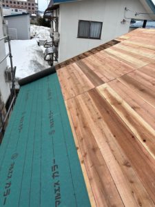 米沢市_雪害_屋根修繕_施工中
